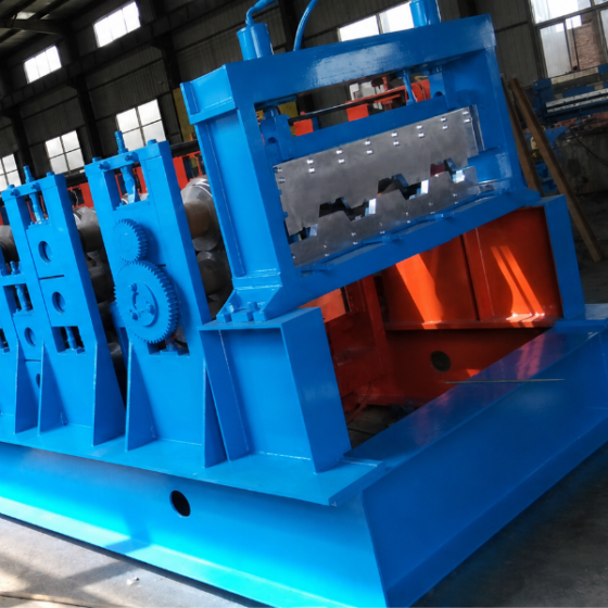 Станок для производства профлиста HC44