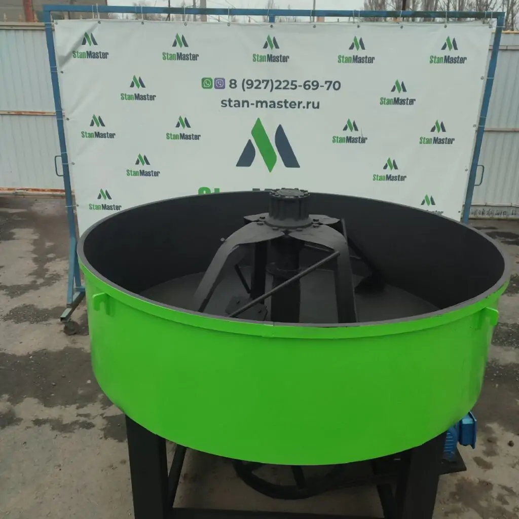 Бетоносмеситель принудительного действия ECO 1000